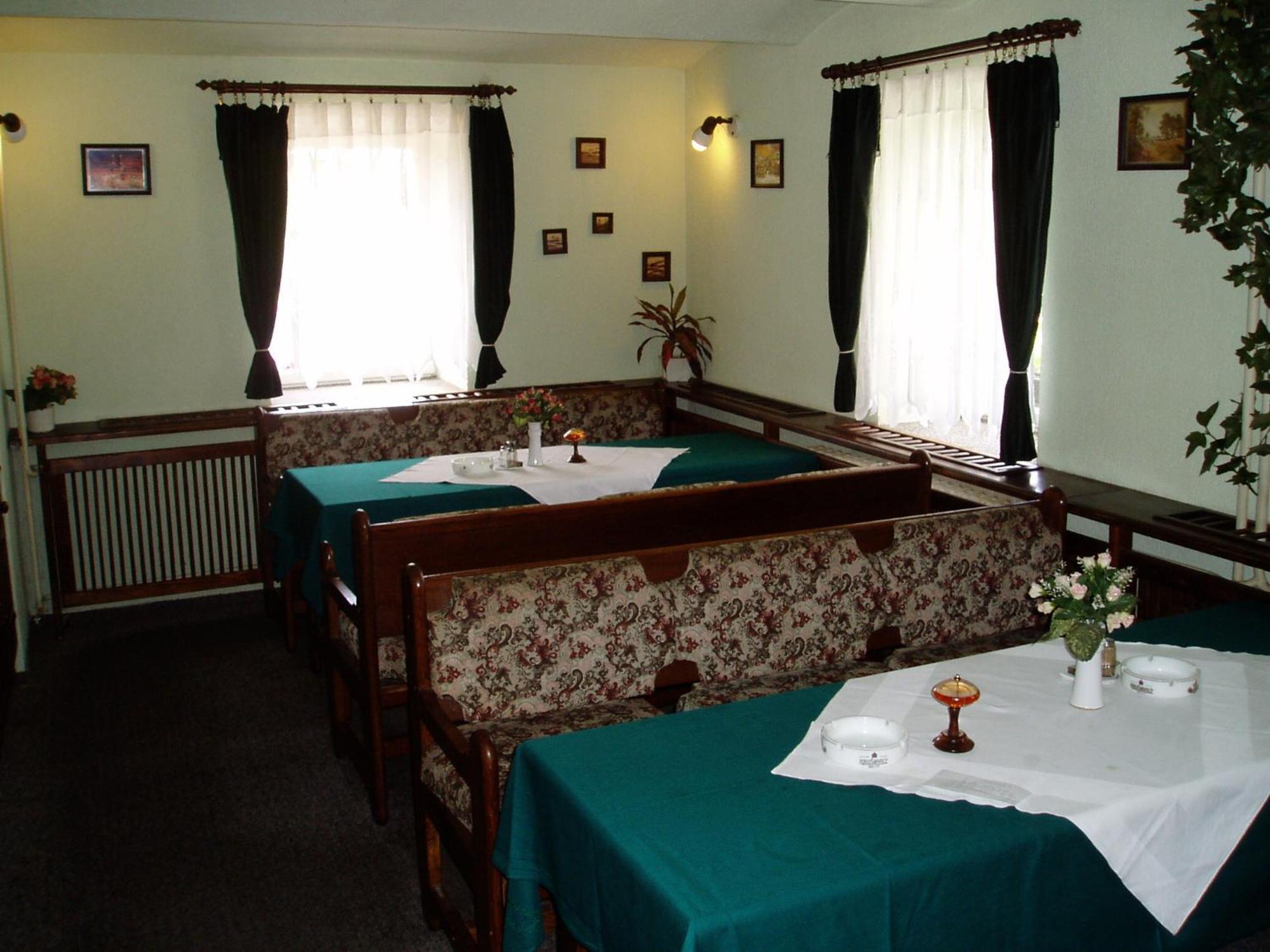 Hotel-Penzion Johanka Haj  Exterior photo